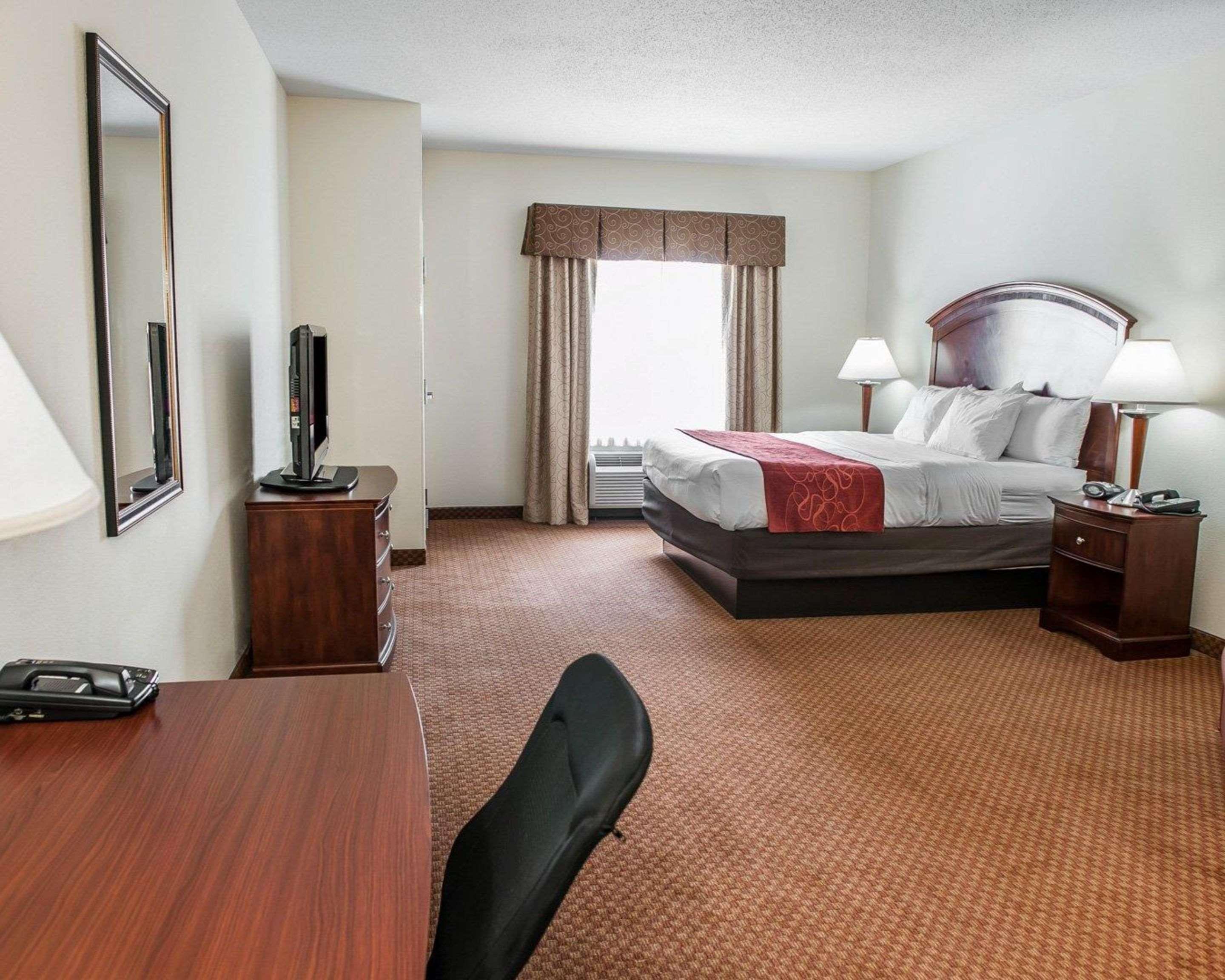 Comfort Suites Near Indianapolis Airport Eksteriør billede