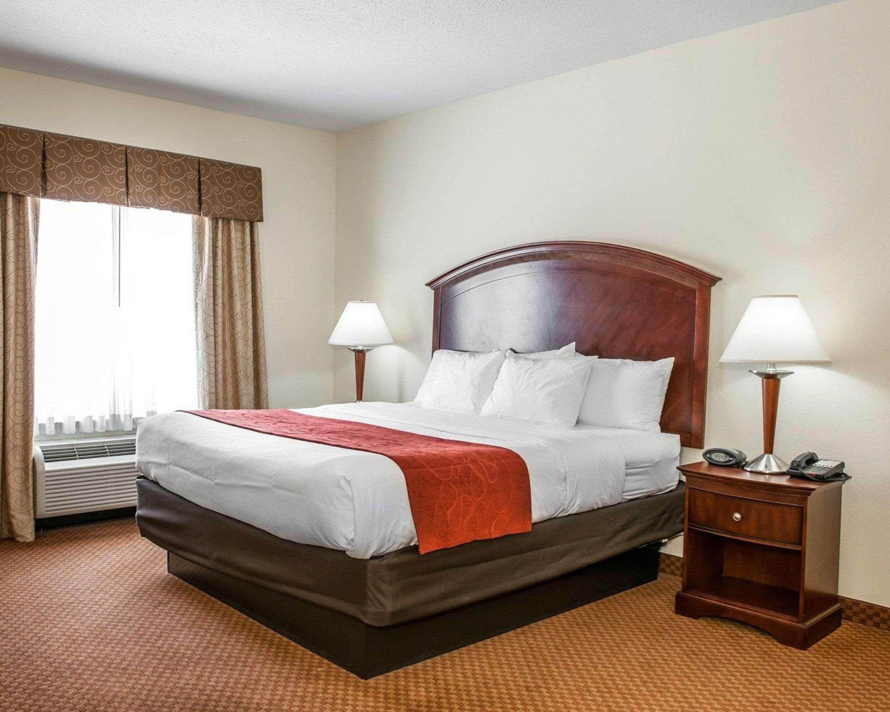 Comfort Suites Near Indianapolis Airport Eksteriør billede