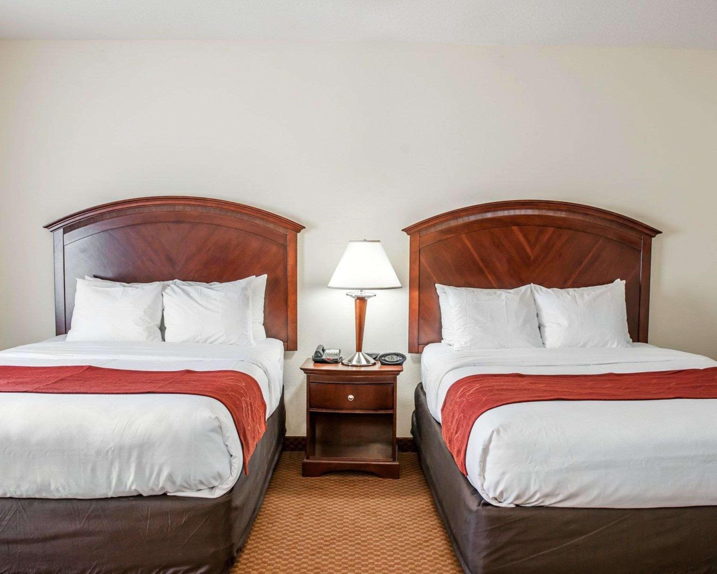Comfort Suites Near Indianapolis Airport Eksteriør billede