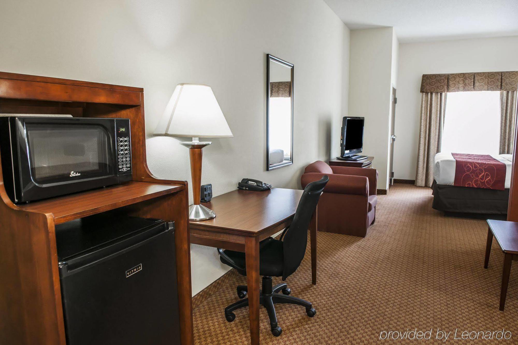 Comfort Suites Near Indianapolis Airport Eksteriør billede